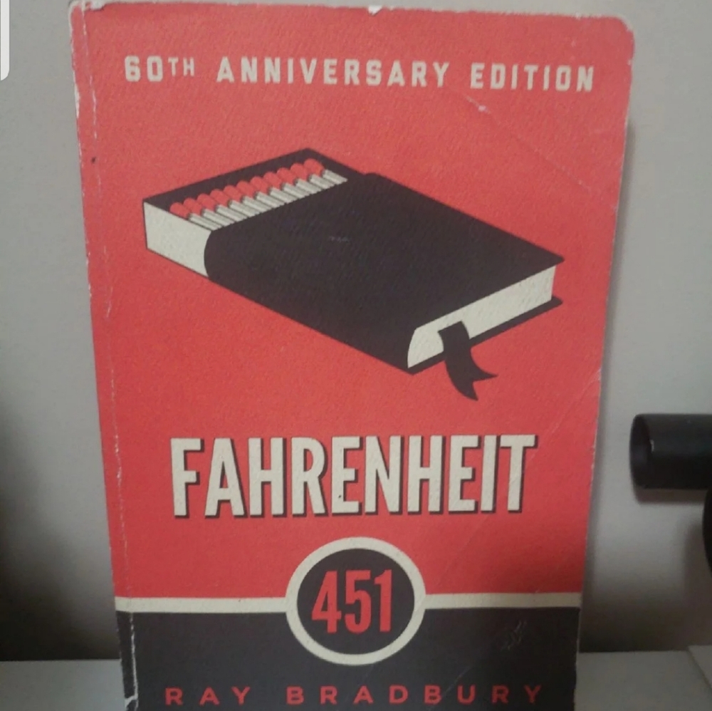 Fahrenheit 451